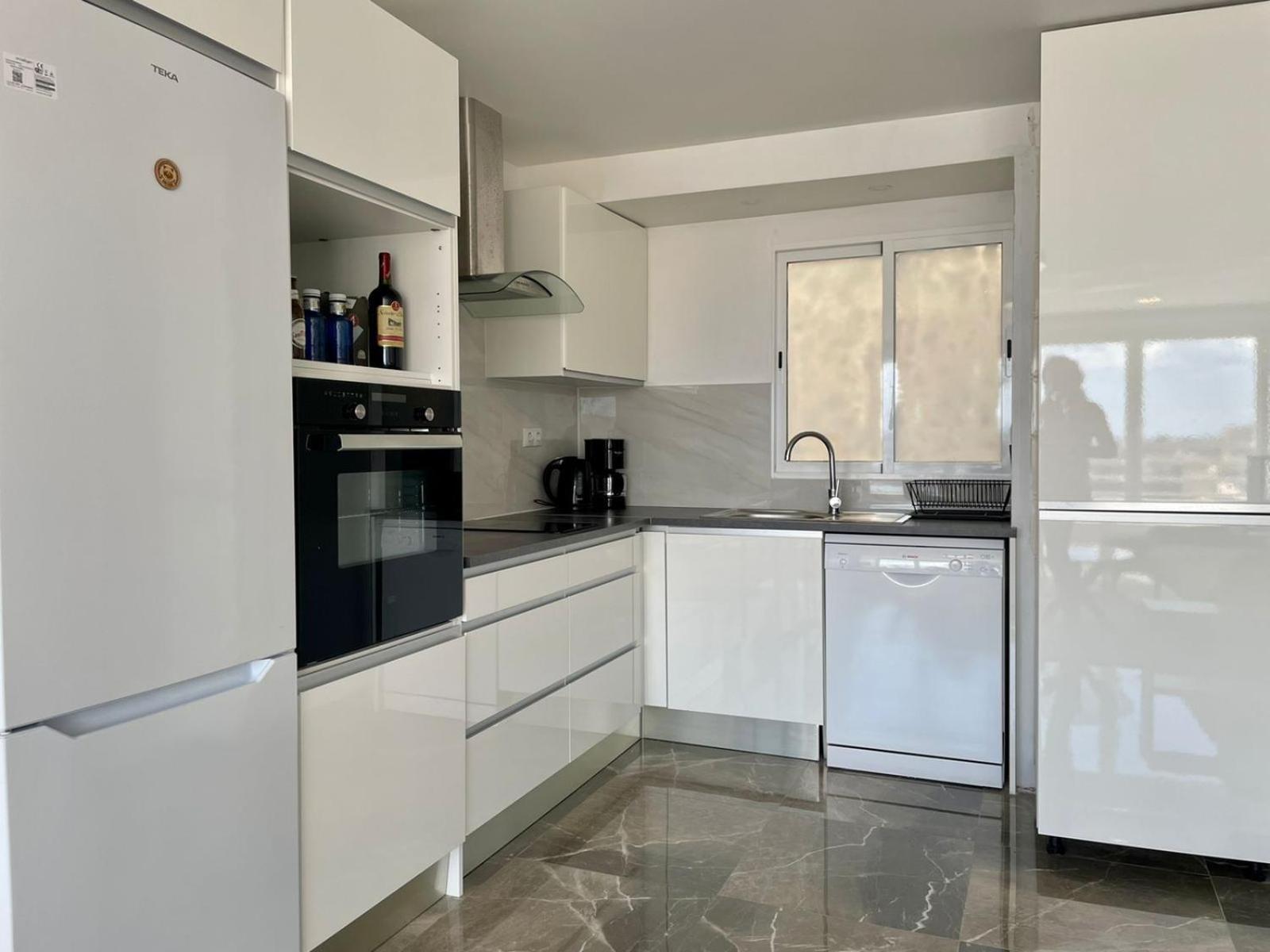 Apartmán Sea Breeze Santa Pola Exteriér fotografie